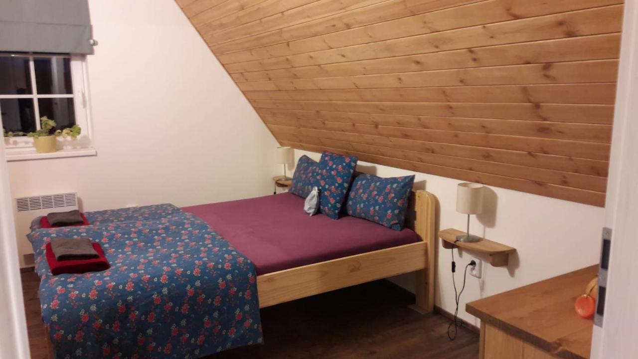 Chaloupka Pod Kanci Stezkou Nova Ves nad Nisou Exterior photo